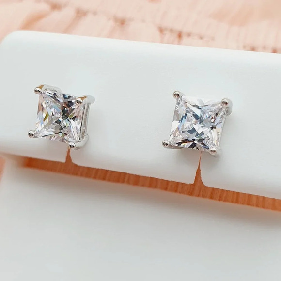 5MM S925 Sterling Silver CZ Stud Earrings for Women/Girl, US19251021 - Picture 9 of 13